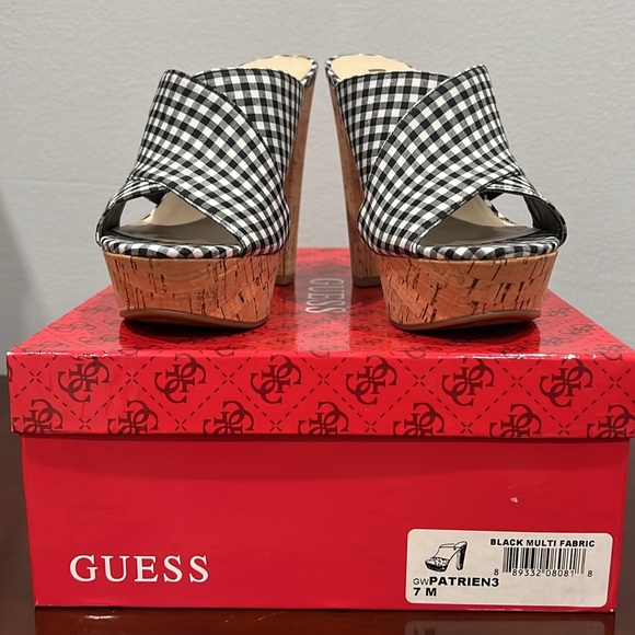 Guess GW-PATRIEN3 Black Multi Fabric Size 7 - Picture 15 of 16